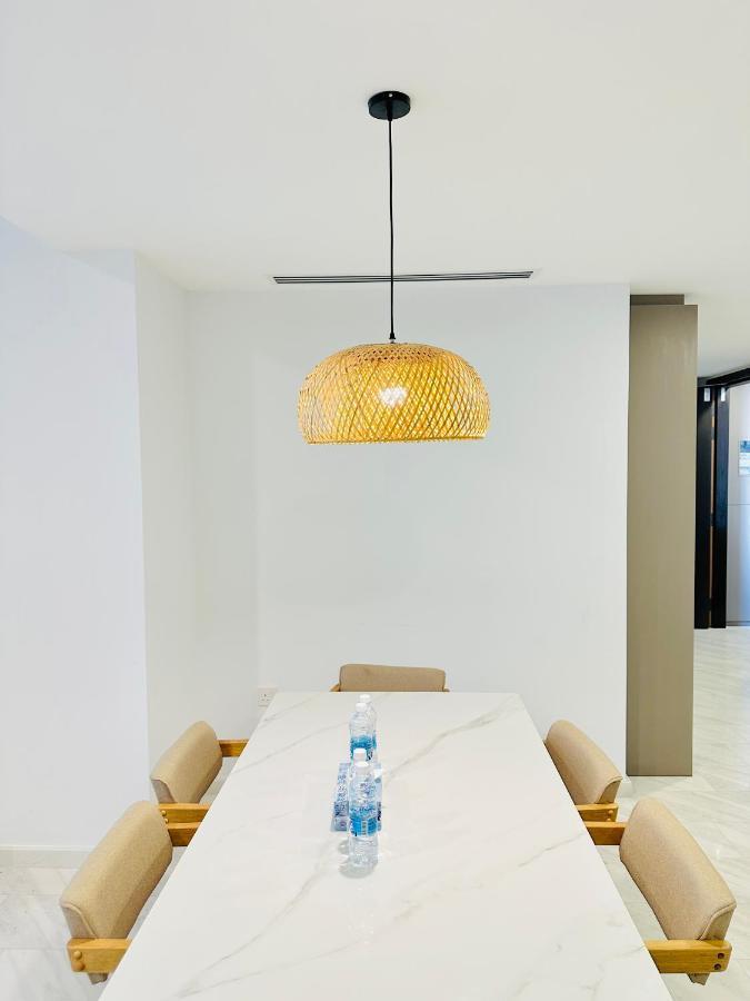 Eaton Service Apartment At Klcc Куала Лумпур Екстериор снимка